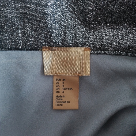 !!! 5$ ADD ON !!! Silver metallic skirt H&M - Picture 5 of 5